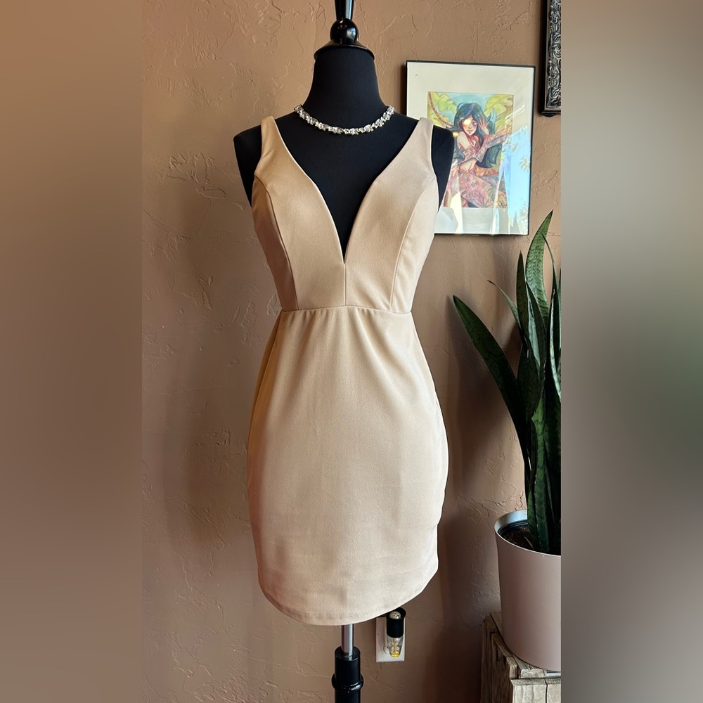 Cream Body Control Sleeveless Mini Cocktail Dress NWT - Picture 8 of 11